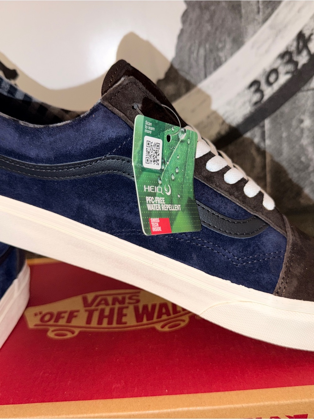 Vans Old Skool Pig Suede sz 11.5 Men’s 13.0 Woman - Picture 4 of 13